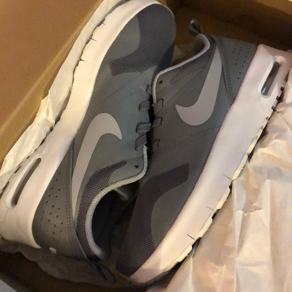 Nike Air Max Tavas